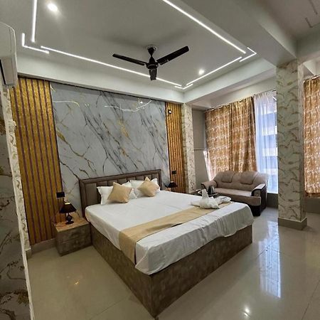 Hotel Faarmsi Danapur Exterior foto